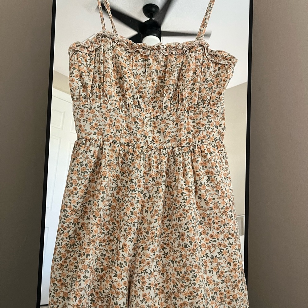 TRIXXI Floral Print Romper with Spaghetti Straps - Picture 2 of 5